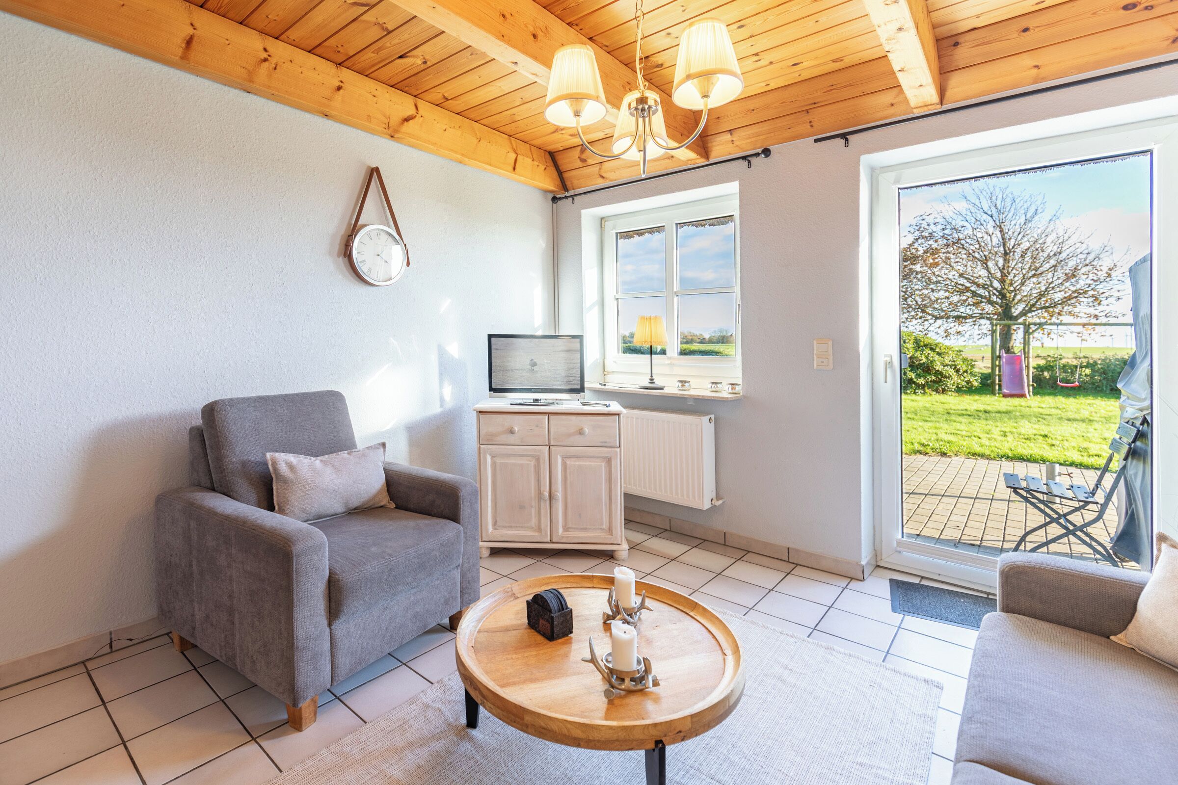 Televisión, libros, estéreo