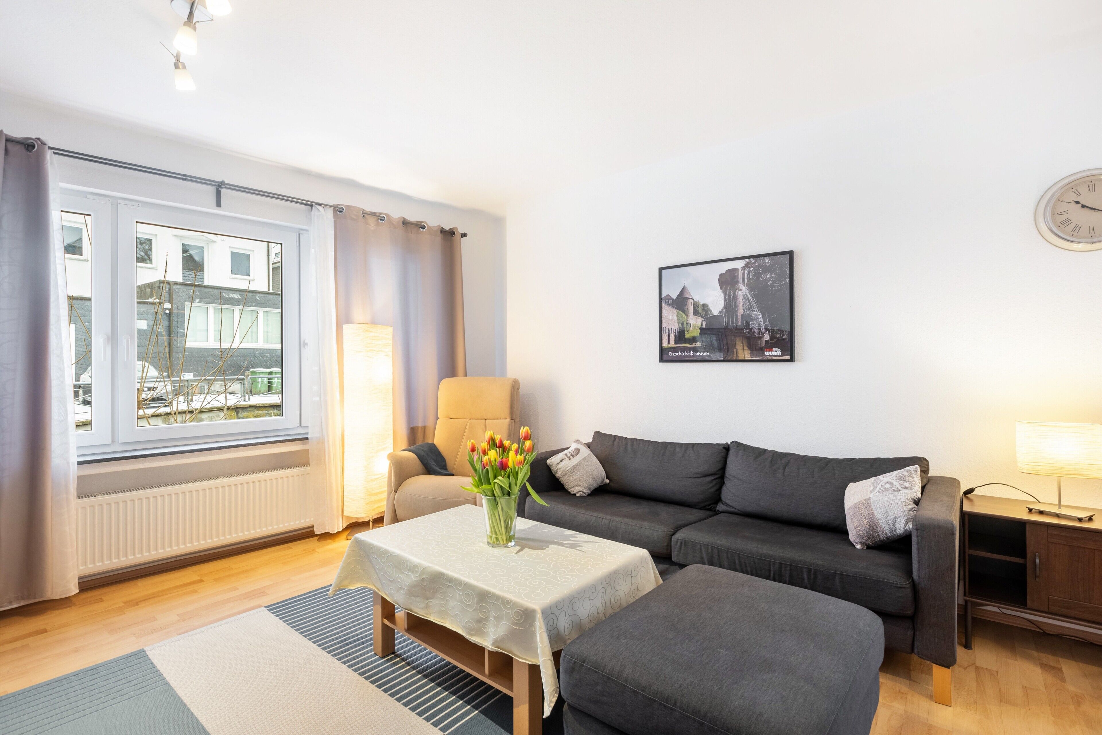 電視、DVD 播放機、音響