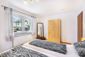 2 Schlafzimmer, Bügeleisen/Bügelbrett, WLAN, Bettwäsche