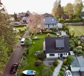 Exterior - Holiday Home 'Dell, 99qm' with Shared Pool, Shared Terrace and Wi-Fi (Möhnesee)
