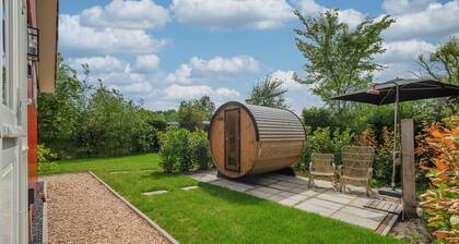Het Ongerepte 21 luxury chalet with privacy near beach