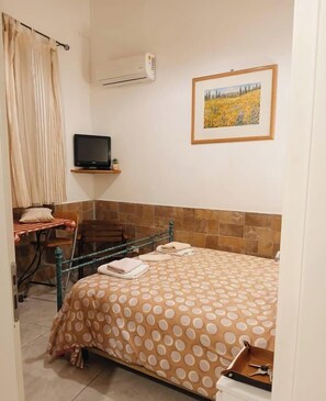 1 habitación y ropa de cama 