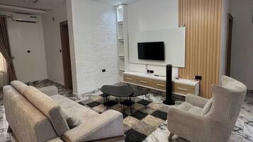 Economy Apartment, Balcony, City View | Living area