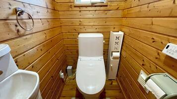 Basic Apartment, Mountain View | Bathroom