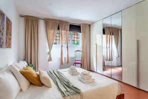 2 bedrooms, iron/ironing board