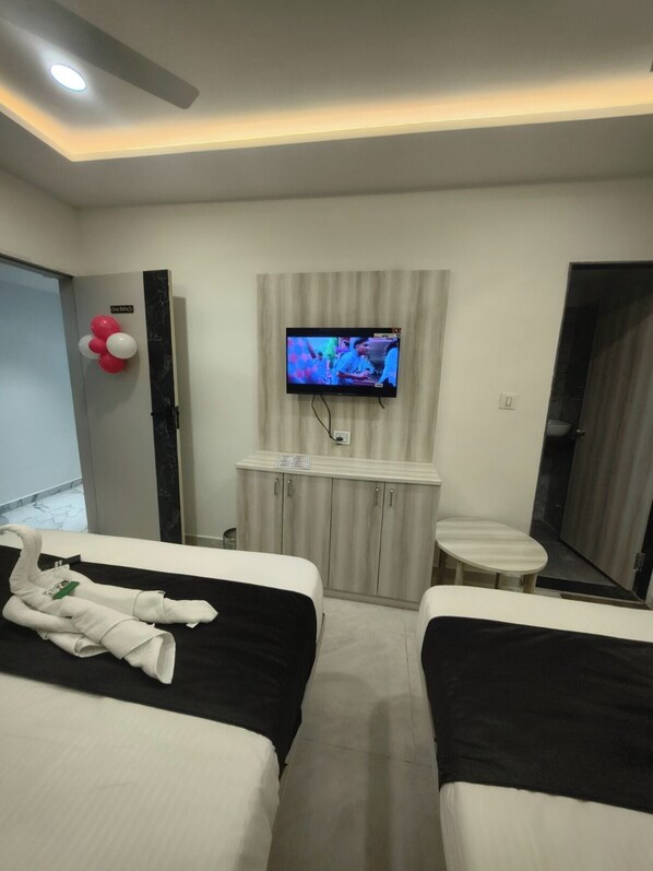 Room - Hotel New Mahaveer (Ahmedabad)