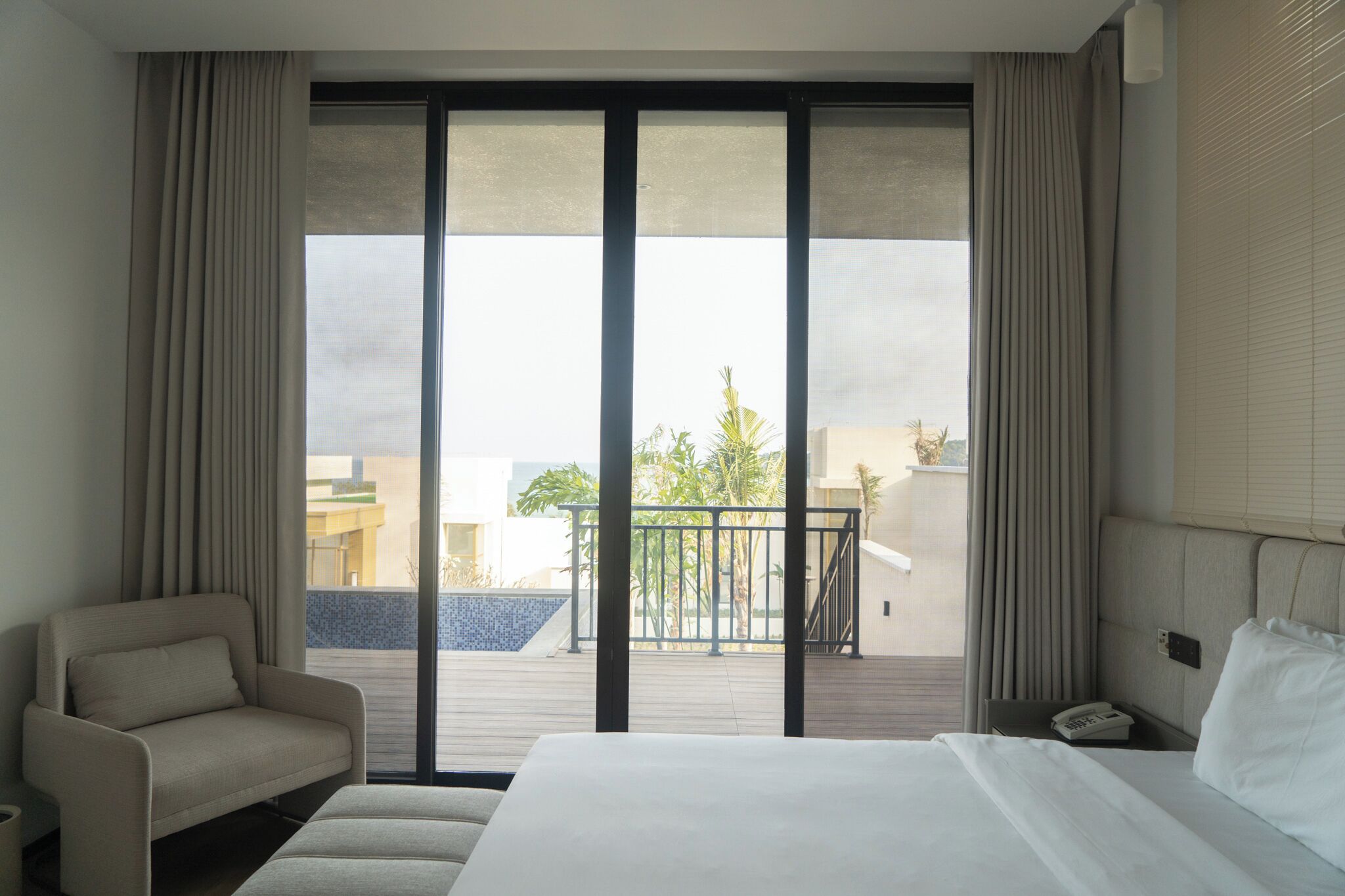 Bàn, truy cập Internet không dây miễn phí 