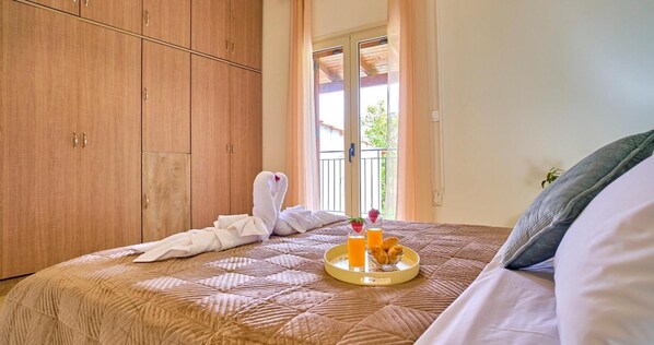 Fer et planche à repasser, Wi-Fi, draps fournis