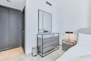 House - Brand New 1B With Burj Khalifa View in Business Bay (Dubai)