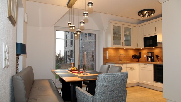 Dining - Exclusive, detached vacation home on the water with great canal views (Greetsiel)