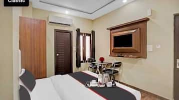 Deluxe Double Room | Desk, free WiFi