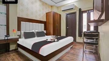 Deluxe Double Room | Desk, free WiFi