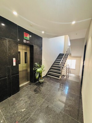 Lift - MG Plaza Hotel (Jodhpur)