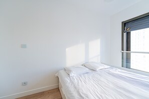 2 chambres, fer et planche à repasser, Wi-Fi gratuit, draps fournis