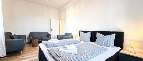 Free WiFi, bed sheets