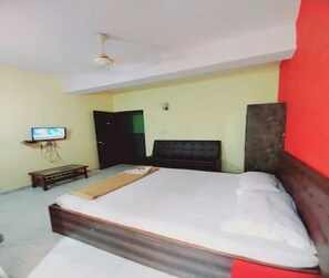 Free WiFi - Alfina Guest House (Margao)