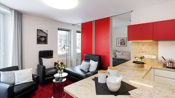 Iron/ironing board, free WiFi