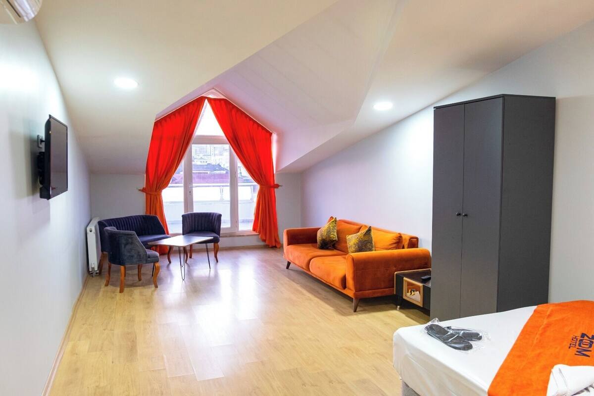 Comfort Double Room Single Use, Balcony, City View | WiFi (free)