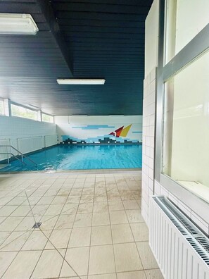 Indoor pool - Vacation apartment in Sahlenburg with sea view (Cuxhaven)