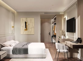 Minibar, escritorio, espacio para trabajar con un portátil