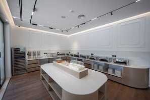 Free daily buffet breakfast  - Hotel By Holiday (Nikel)