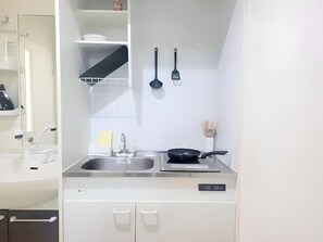 Hair dryer, bidet, towels, toilet paper - XeroB HOUSE FLOLIA602 (osaka naniwa ward nanbanaka)