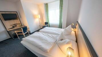 Standard-Doppelzimmer | Schreibtisch, kostenloses WLAN