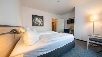 Standard-Doppelzimmer | Schreibtisch, kostenloses WLAN