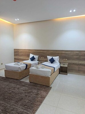 In-room safe, blackout drapes, iron/ironing board, free WiFi - Golden elite (Madinah)