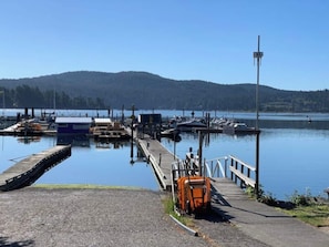 Marina - Vancouver Island Waterfront Resort (Sooke)