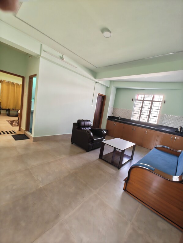 Private kitchen - Kaizen Stay-Inn (Jowai)