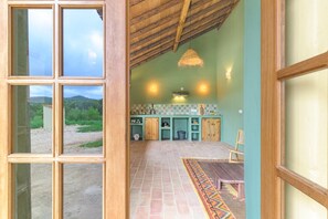 Interior - Apartment 'Sabia' with Mountain View, Private Terrace and Wi-Fi (SÃO TEOTÓNIO)