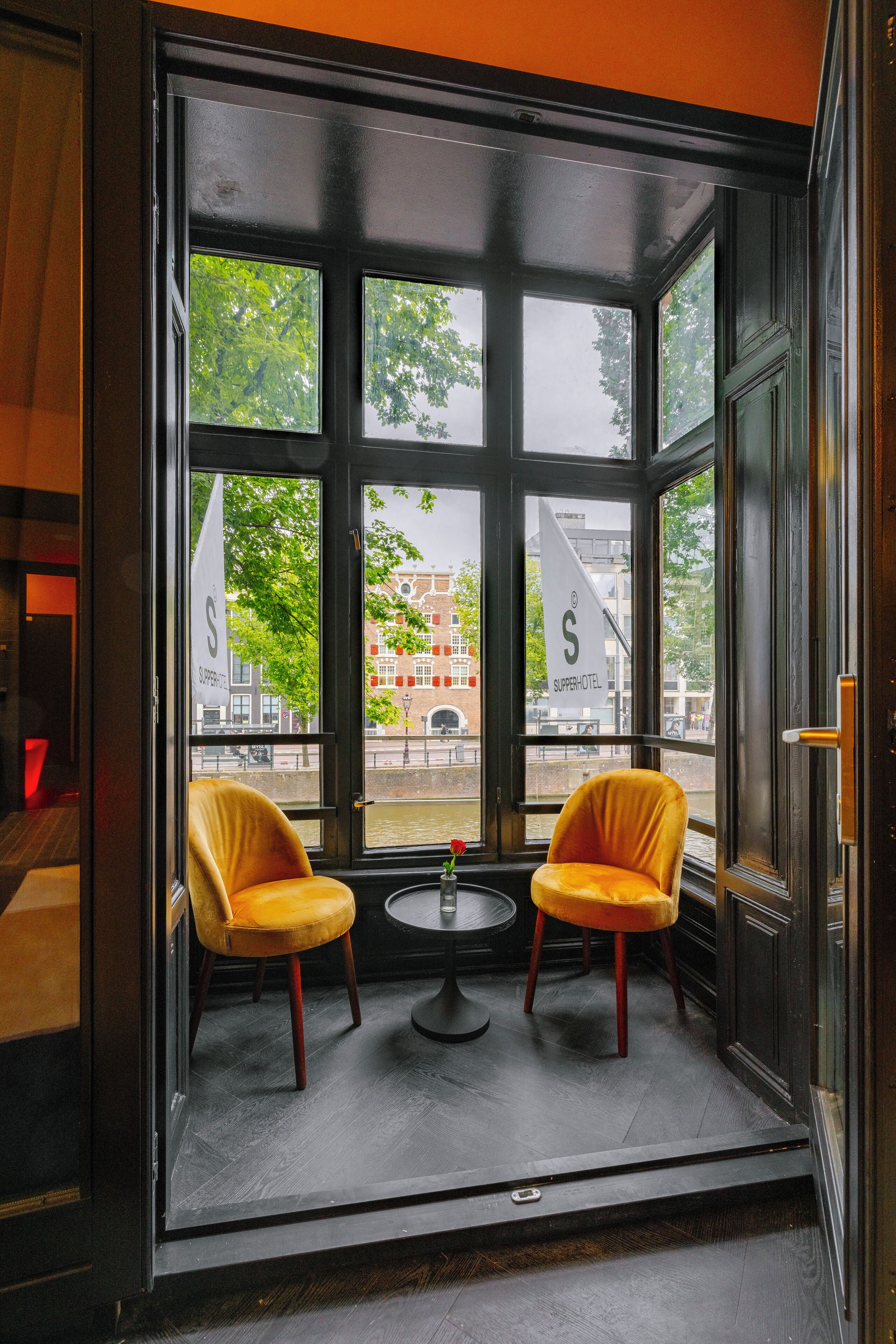 Deluxe Suite, Balcony, Canal View | Terrace/patio