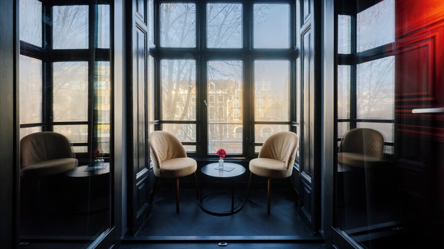 Supper boutique suites