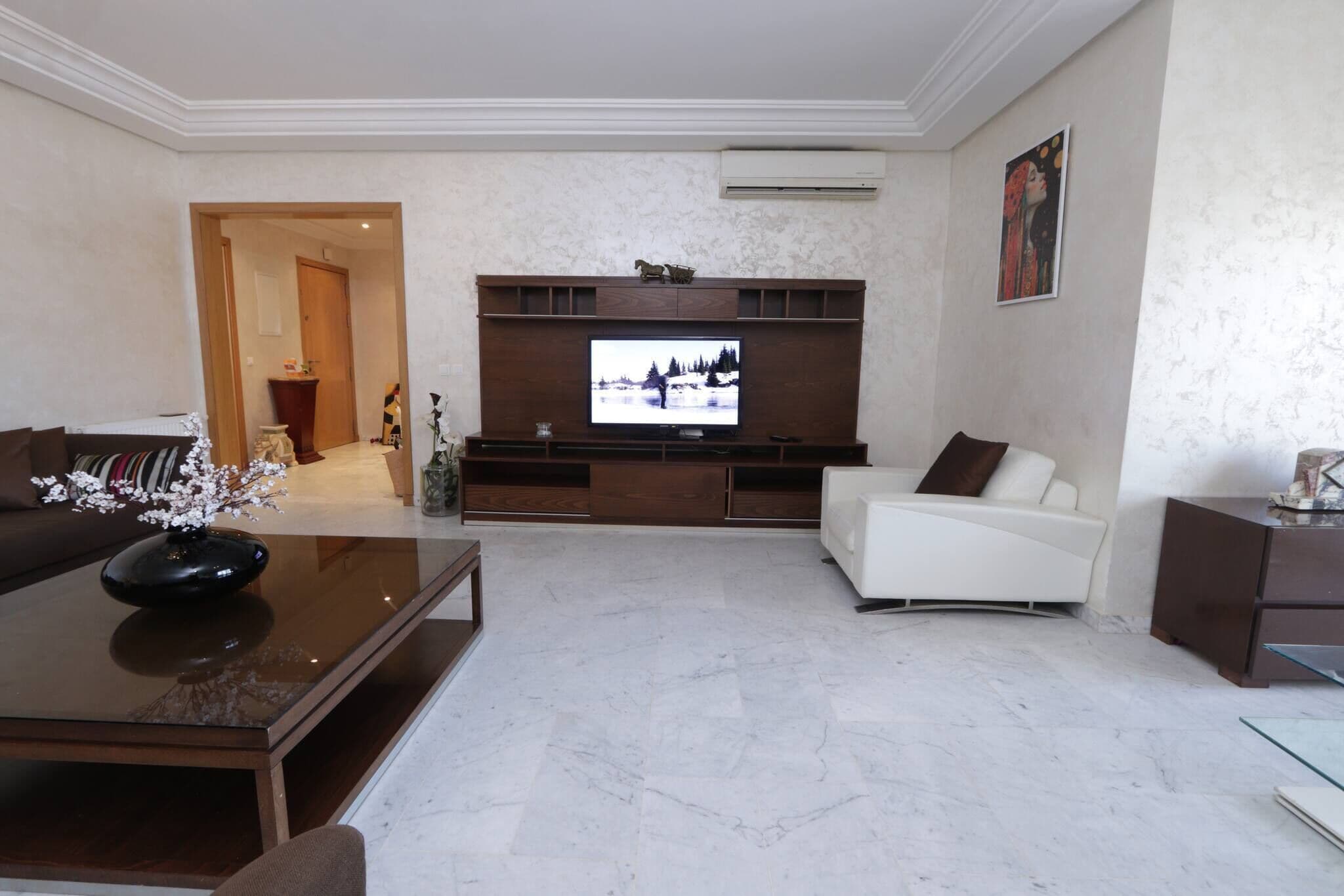 Apartment, 3 Bedrooms, Balcony | Living room