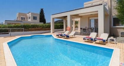 Villa Nicole Gennadi