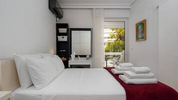 Desk, iron/ironing board, free WiFi, bed sheets