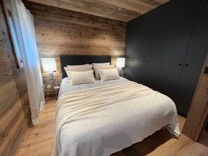 4 bedrooms, free WiFi - Beautiful T4 apartment in the village center, close to slopes, parking (La Clusaz)