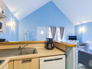 Refrigerador, microondas, lavavajillas