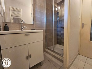 Bathroom - Cozy countryside home near Puy du Fou (Les Herbiers)