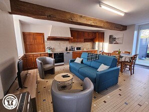 TV - Cozy countryside home near Puy du Fou (Les Herbiers)