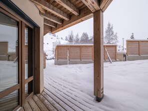 Terrace/patio - Alpe d'Huez: New residence at the slopes with parking (Huez)