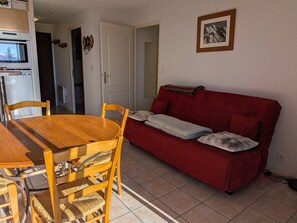 TV - Spacious 2-room with parking - Font-Romeu Center (Font-Romeu-Odeillo-Via)