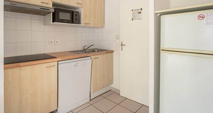 Sun-drenched Coastal Garden Retreat