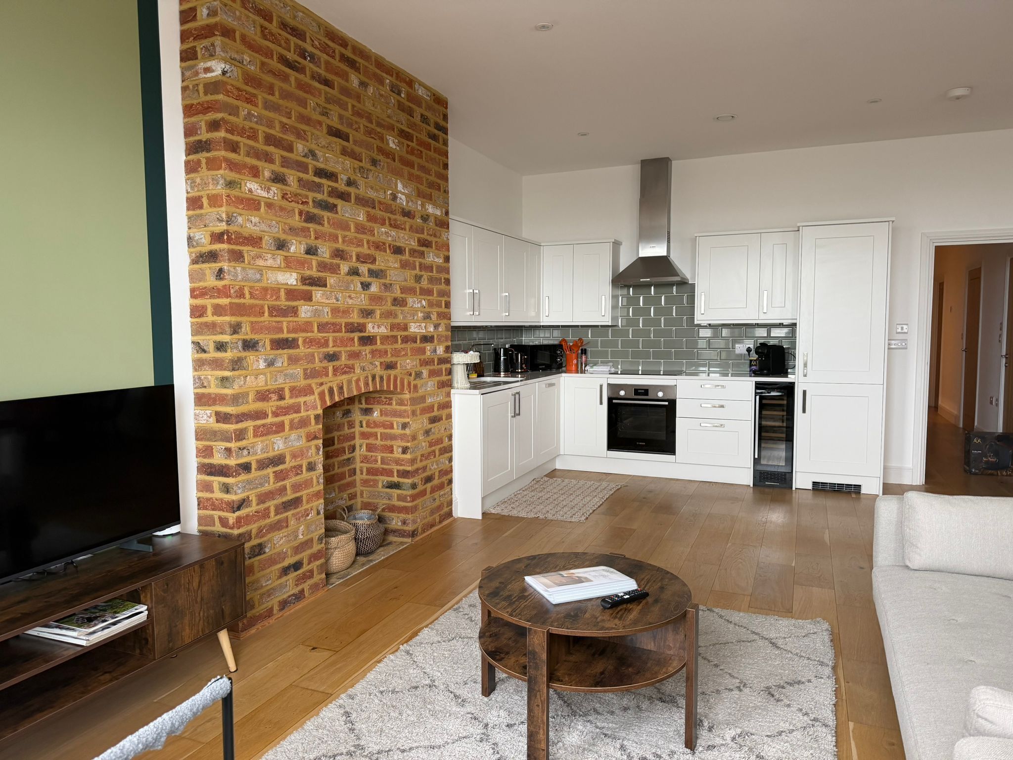 Luxury Apartment, 2 Bedrooms, Beach View | Private kitchen