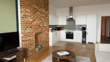 Apartamento de lujo, 2 habitaciones, vistas a la playa | Cocina privada