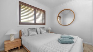 3 bedrooms, iron/ironing board, free WiFi, bed sheets - Panorama, Gerroa, South Coast (Gerroa)
