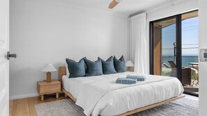3 bedrooms, iron/ironing board, free WiFi, bed sheets - Panorama, Gerroa, South Coast (Gerroa)