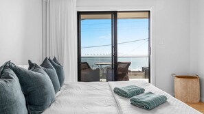 3 bedrooms, iron/ironing board, free WiFi, bed sheets - Panorama, Gerroa, South Coast (Gerroa)