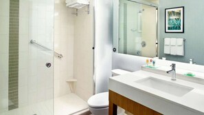 Shower, hair dryer, towels - 10 Miles to Downtown | Free Breakfast + Parking (Lyndhurst)